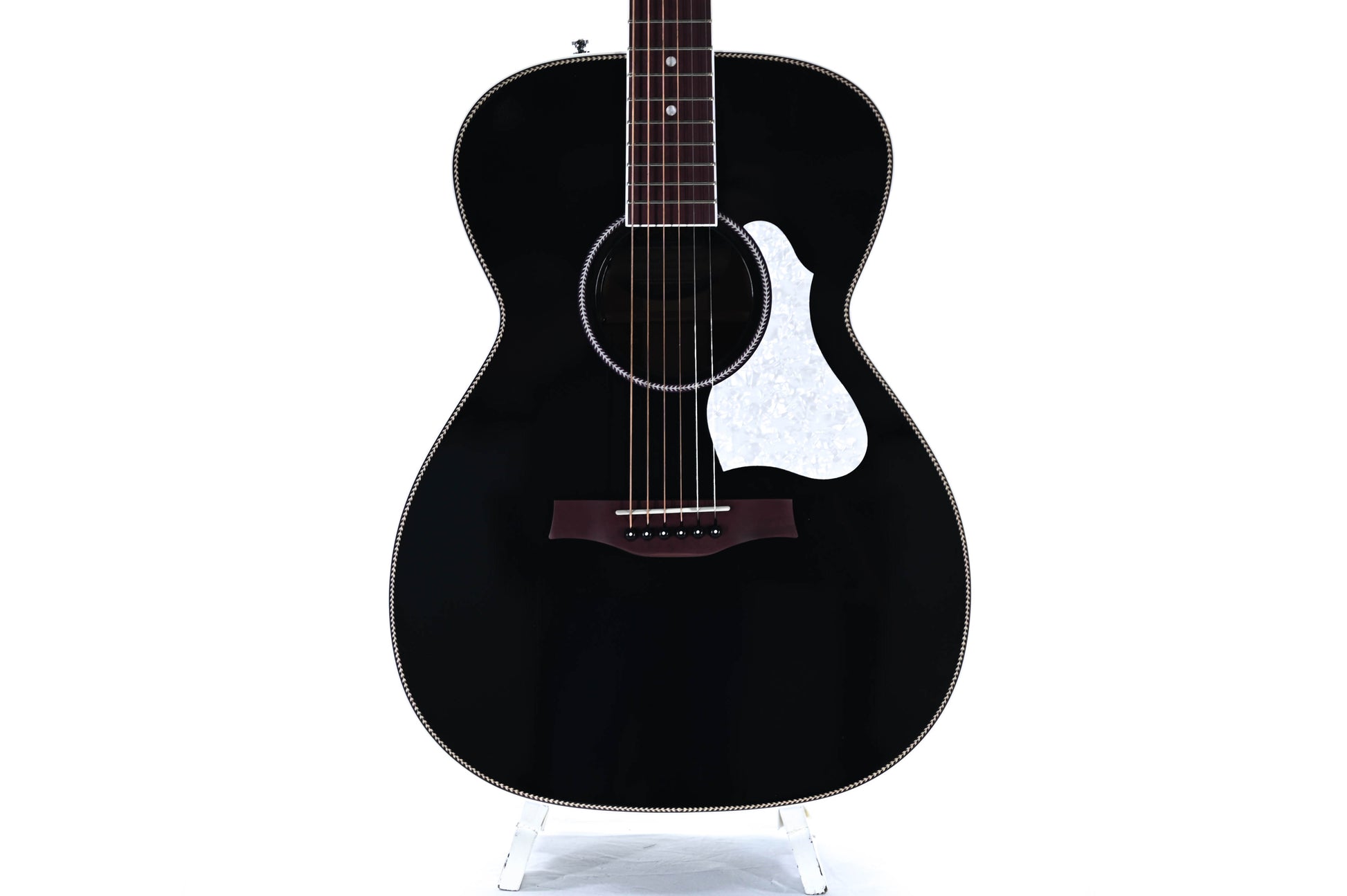 Seagull Artist Limited Tuxedo Black EQ SF