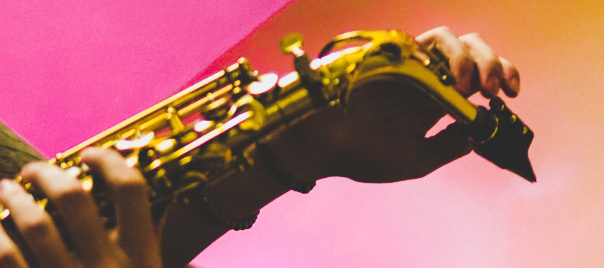 Waar moet je op letten bij het saxofoon rieten kopen?