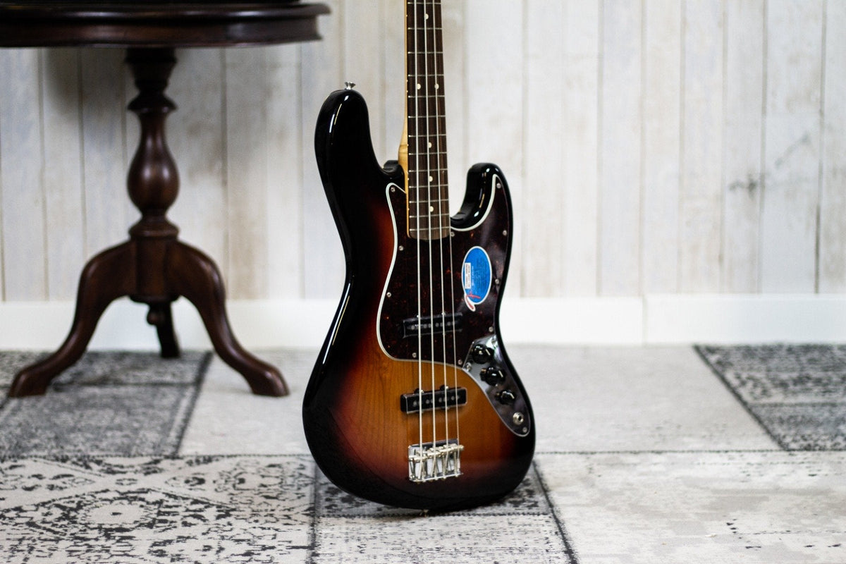 Fender Classic Series &#39;60s Jazz Bass 3-color sunburst PF (5399371186340)