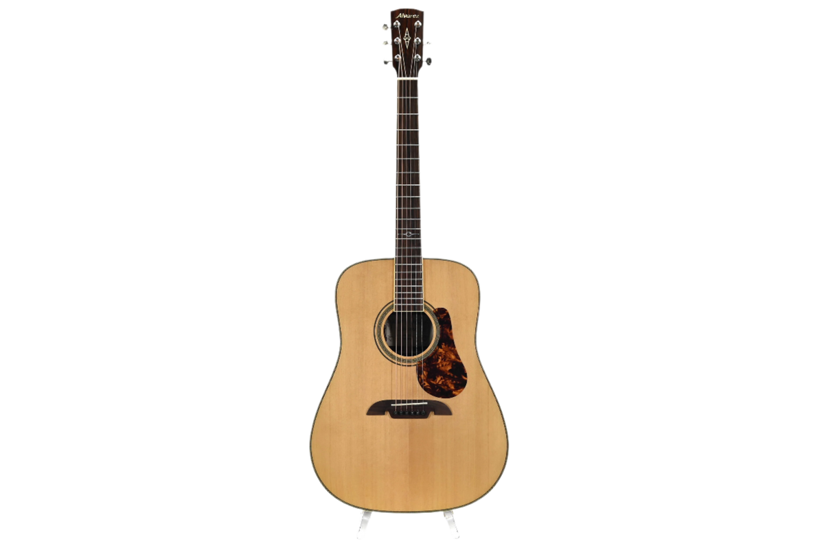 Alvarez MD70EBG Masterworks dreadnought