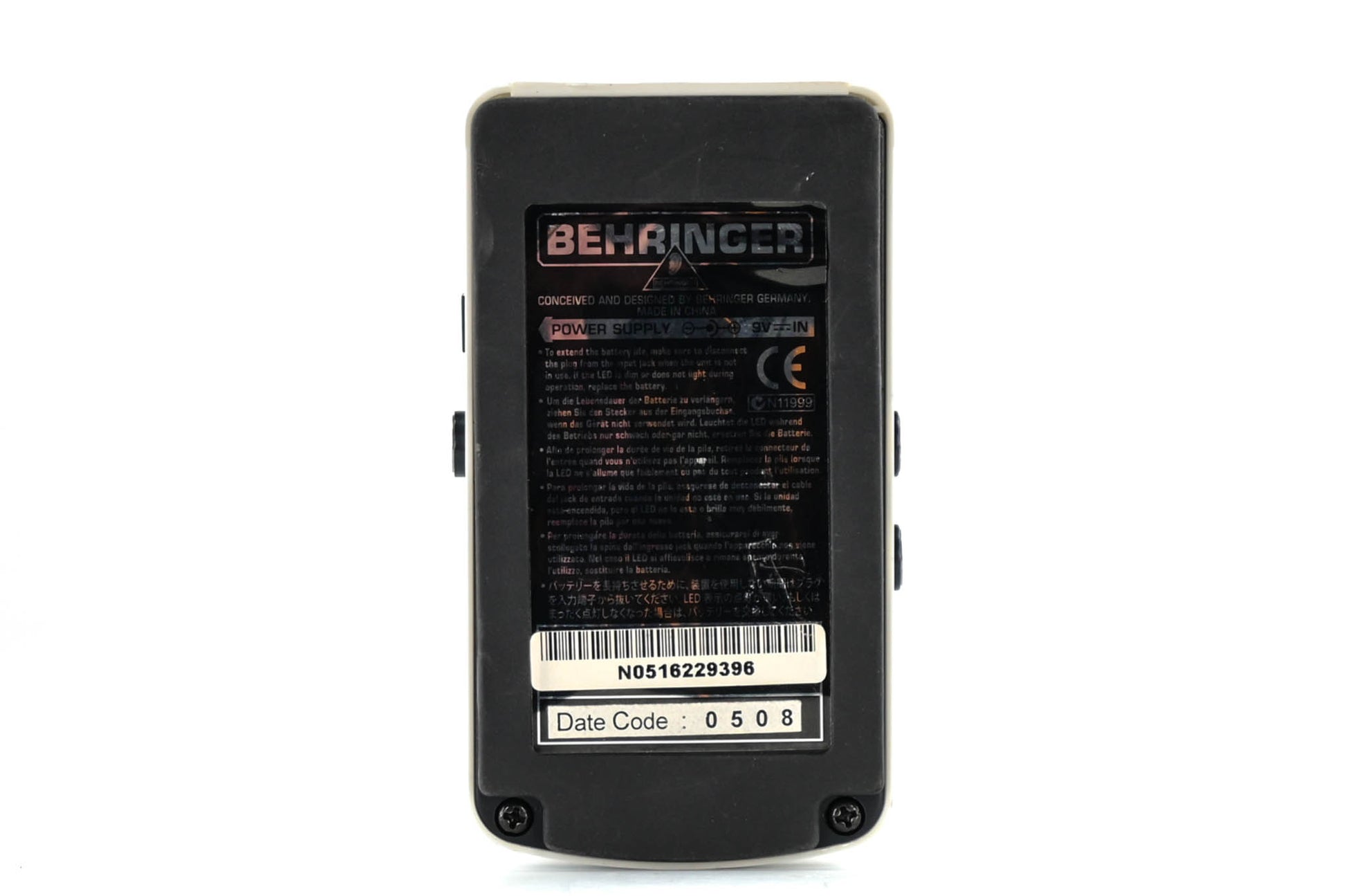 Behringer AB100 Instrument Amp Selector  Gitaareffect
