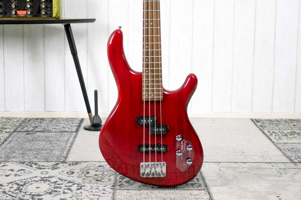 Cort Action Plus TR - Basgitaar Translucent Red