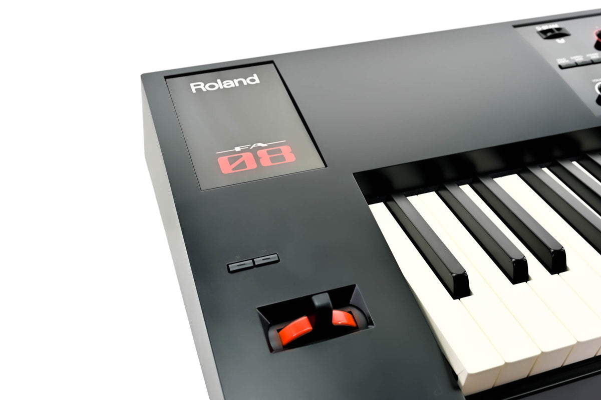 Roland FA-08 Occasion