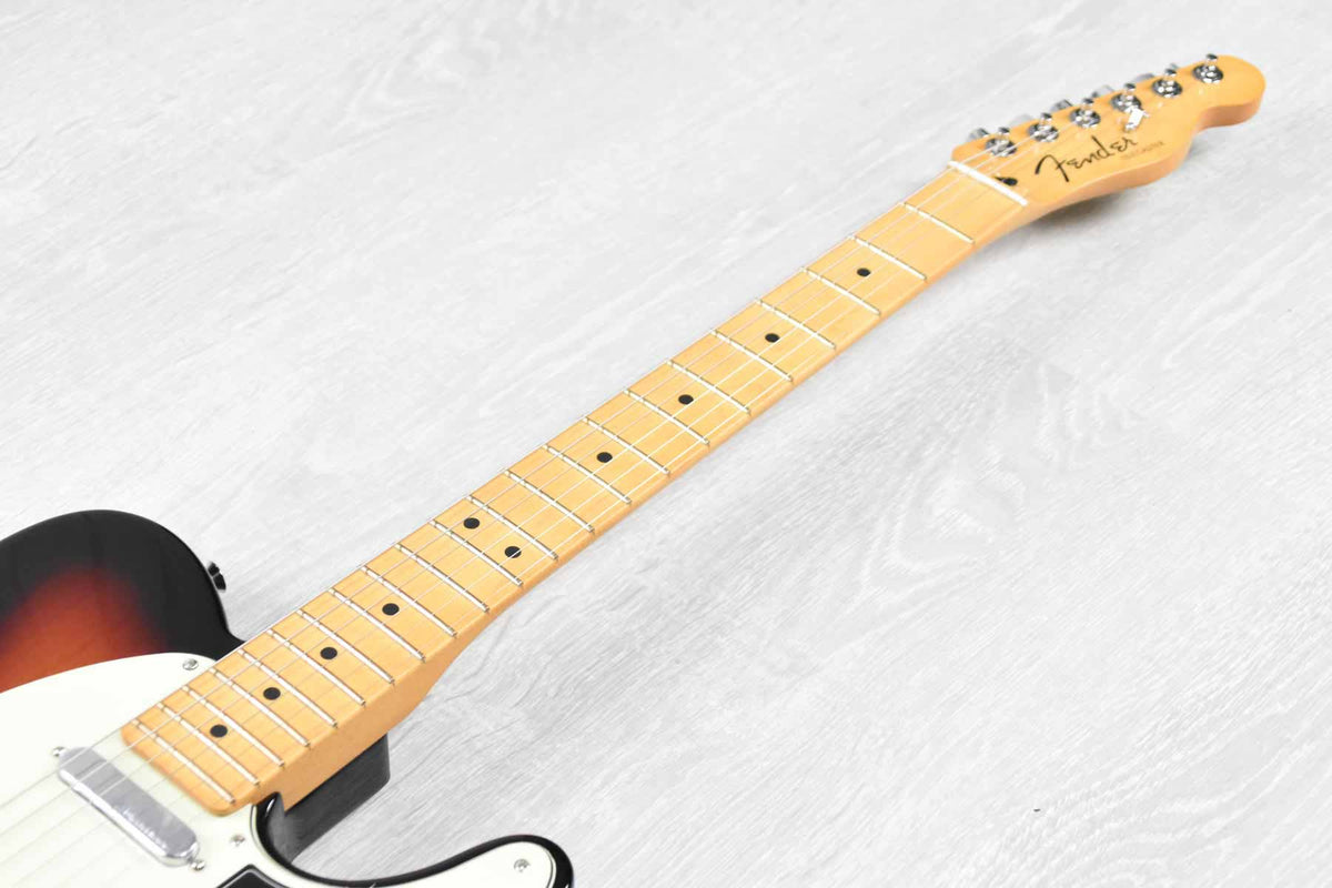 Fender Player Plus Nashville Telecaster 3-Color Sunburst