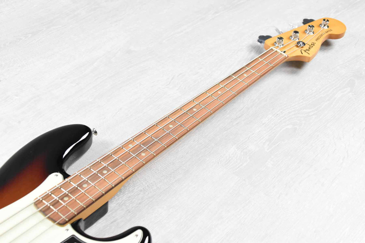 Fender Player Plus Precision Bass 3-Color Sunburst PF