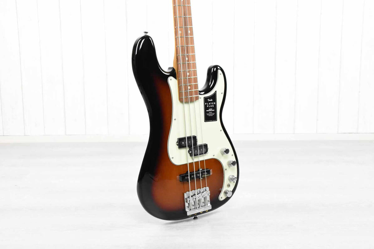 Fender Player Plus Precision Bass 3-Color Sunburst PF