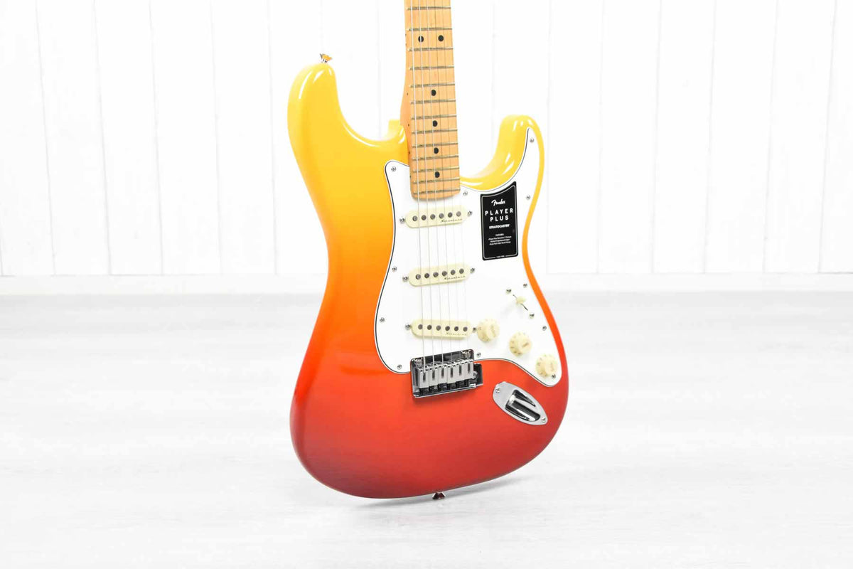 Fender Player Plus Stratocaster Tequila Sunrise