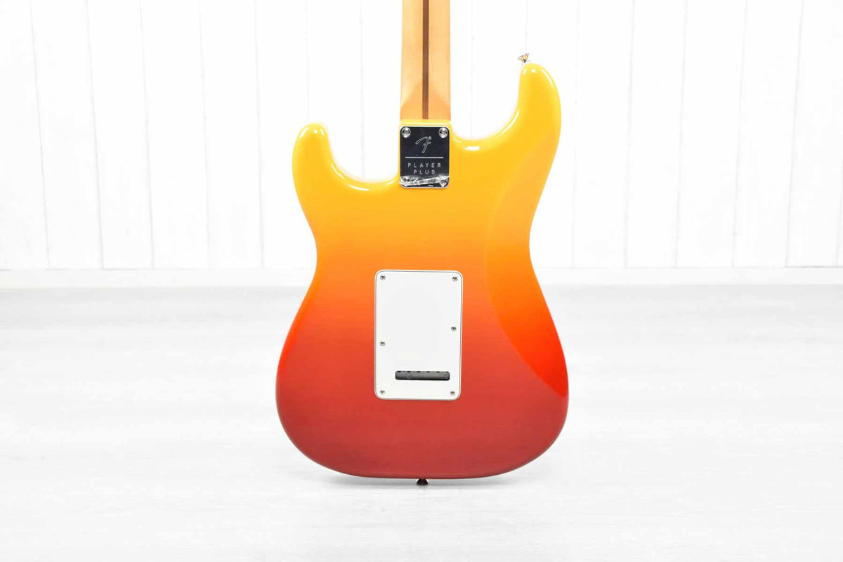 Fender Player Plus Stratocaster Tequila Sunrise