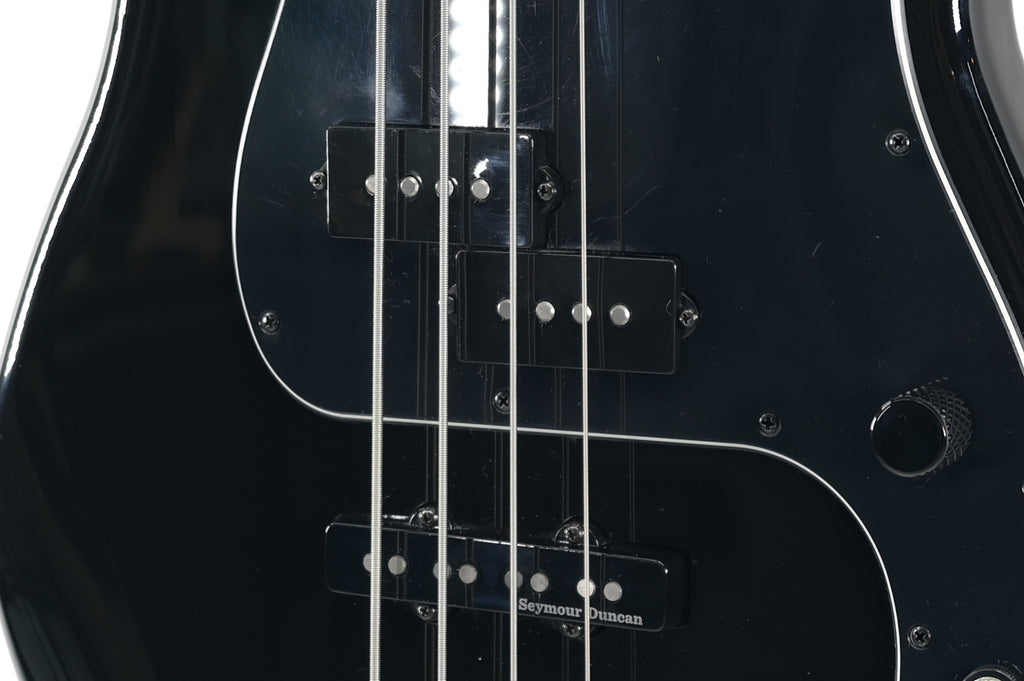 Fender Duff McKagan DLX P-Bass (Pre-owned)