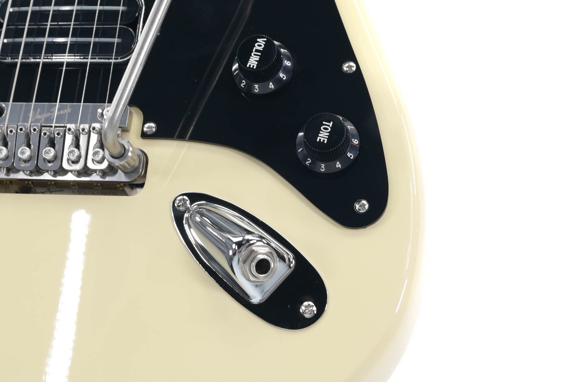 Godin LERXST Limelight Cream w/Vega Trem with Case (Pre-owned)