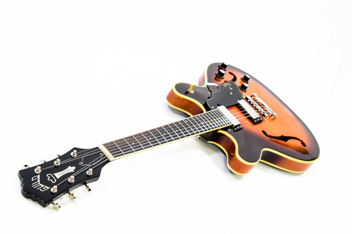 Guild Starfire Hollowbody Sunburst