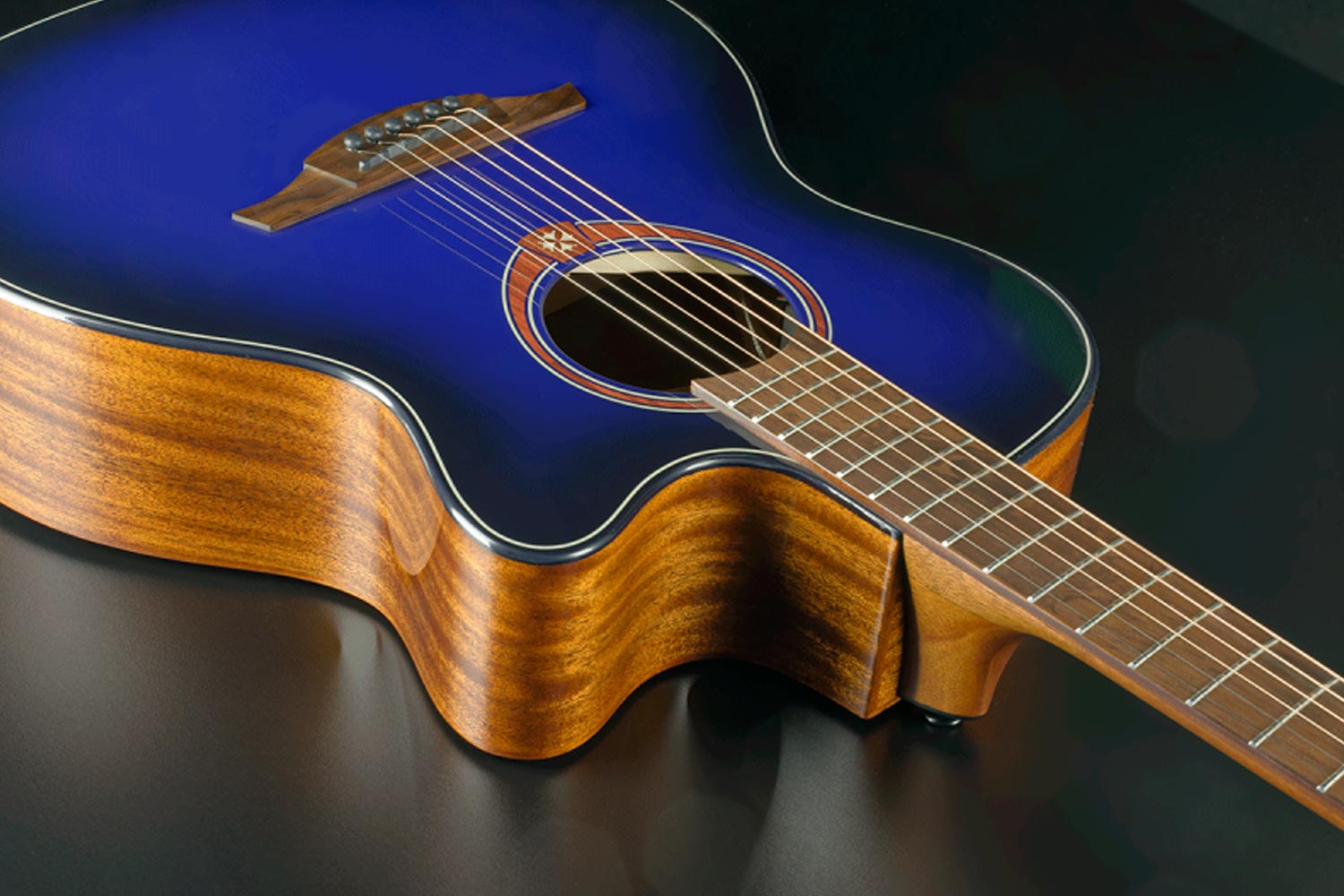 LAG T-BLUE Tramontane Dreadnought Cutaway