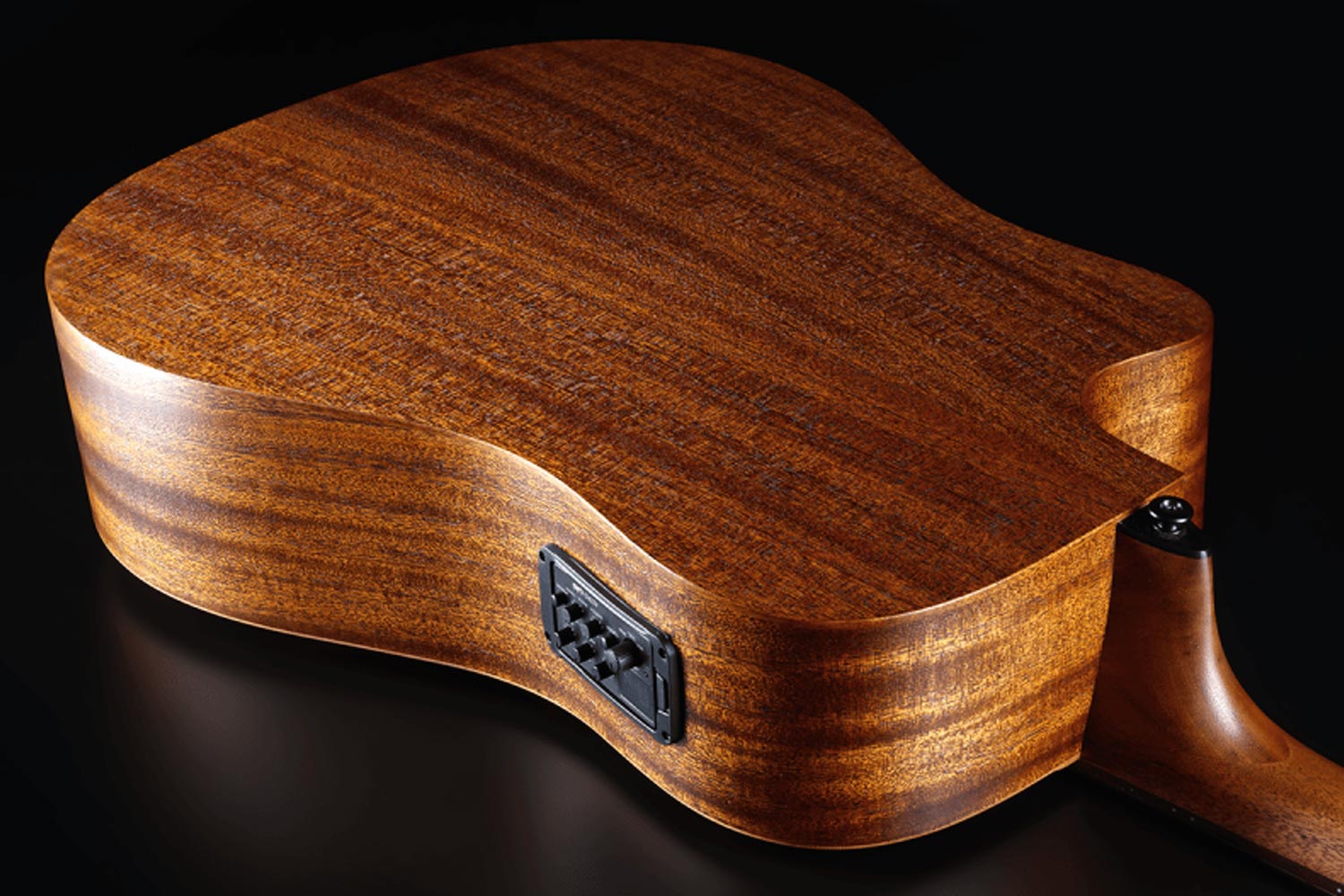 LAG T170DCE Dreadnought Semi-Akoestische gitaar