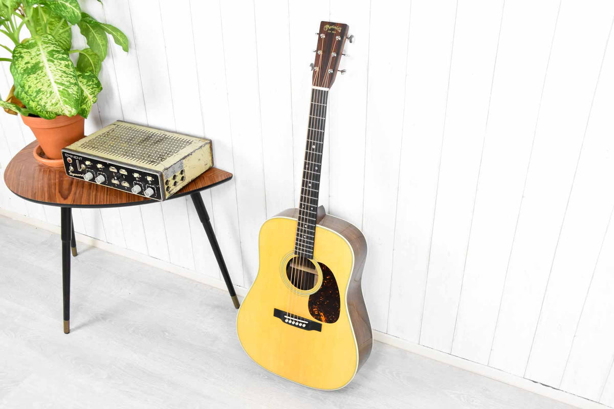 Martin D-28E Semi akoestische western gitaar