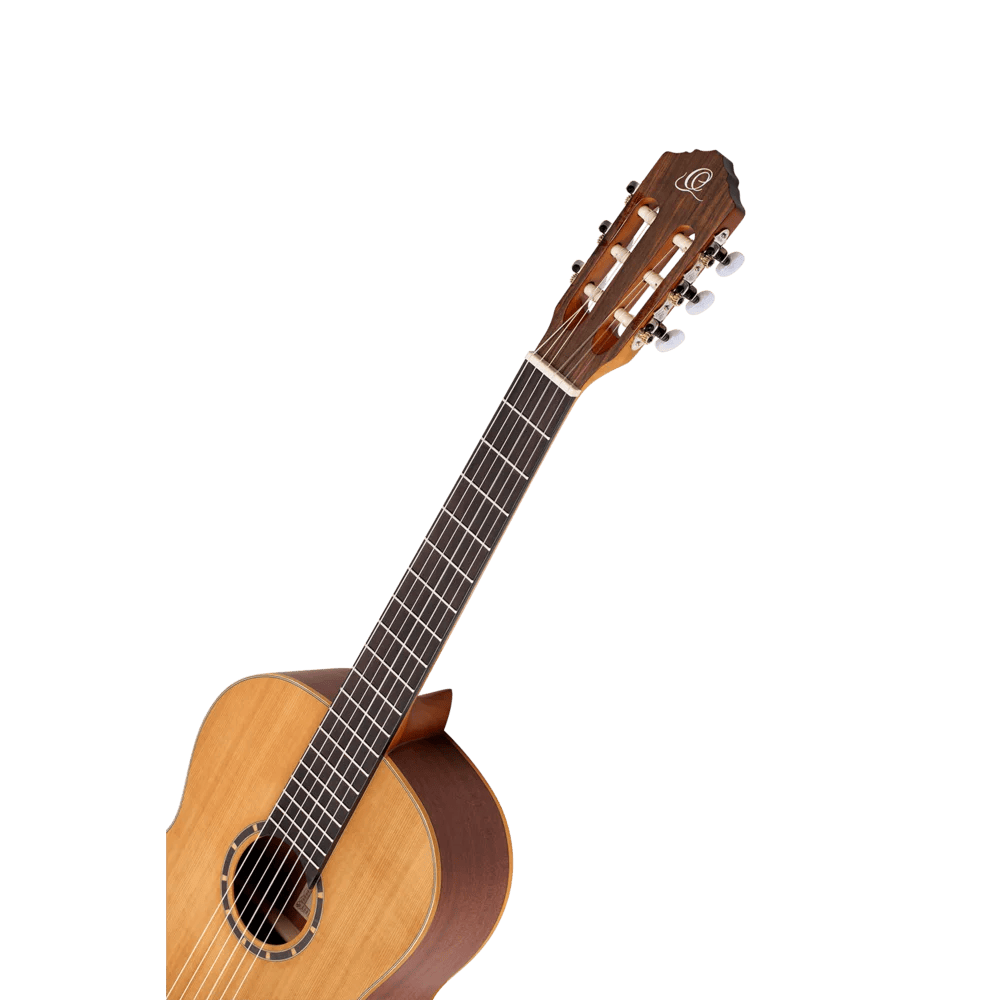 Ortega R122 Family Series 4/4 Classical
