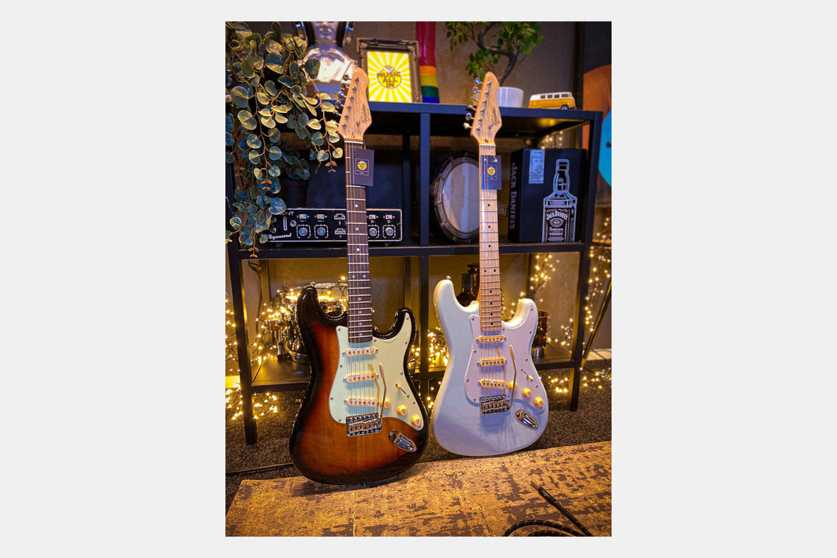 Revelation RTS 62 3-tone Sunburst Stratocaster