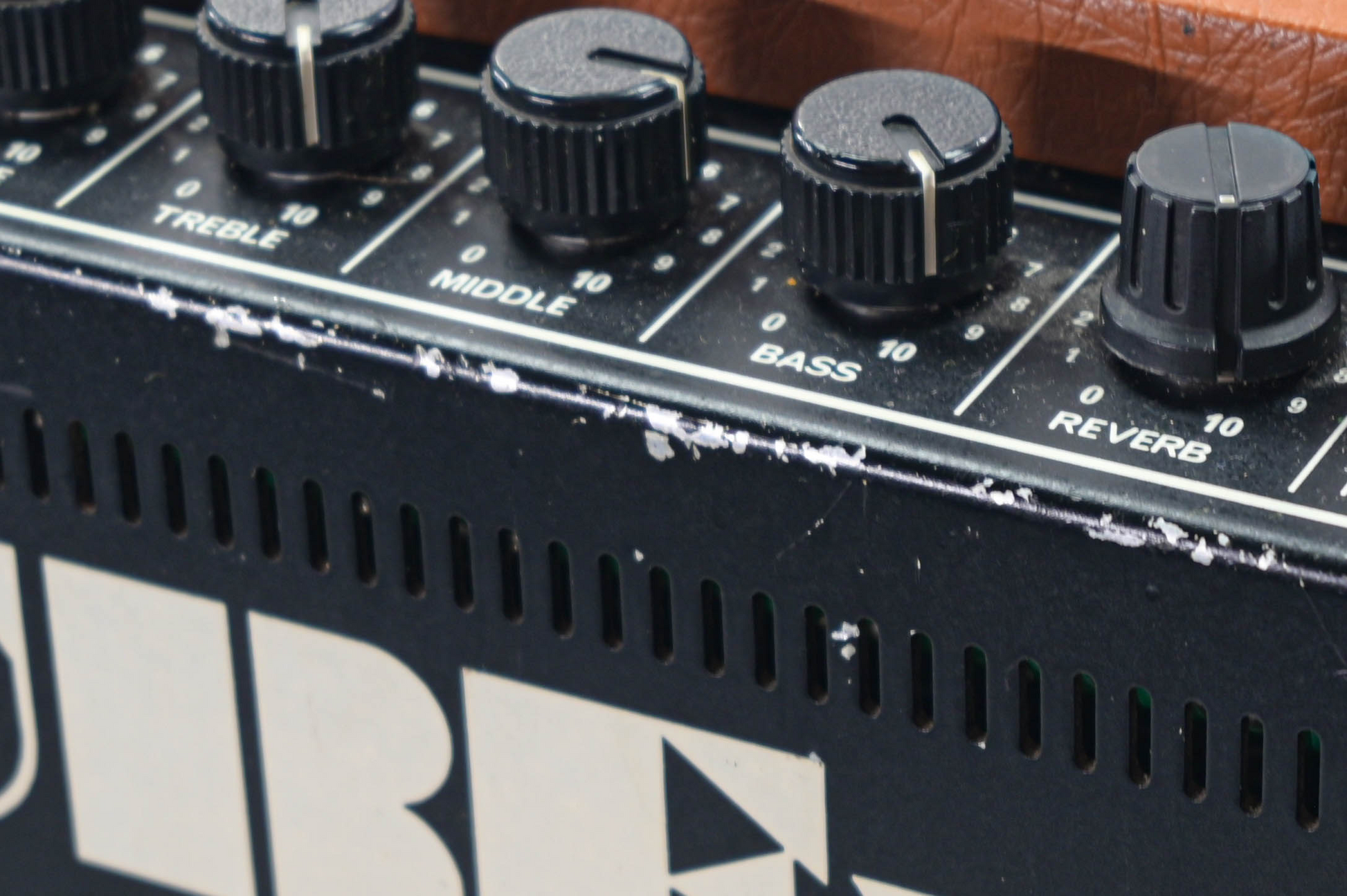 Roland CUBE-40 Orange 1980s - Made in Japan
