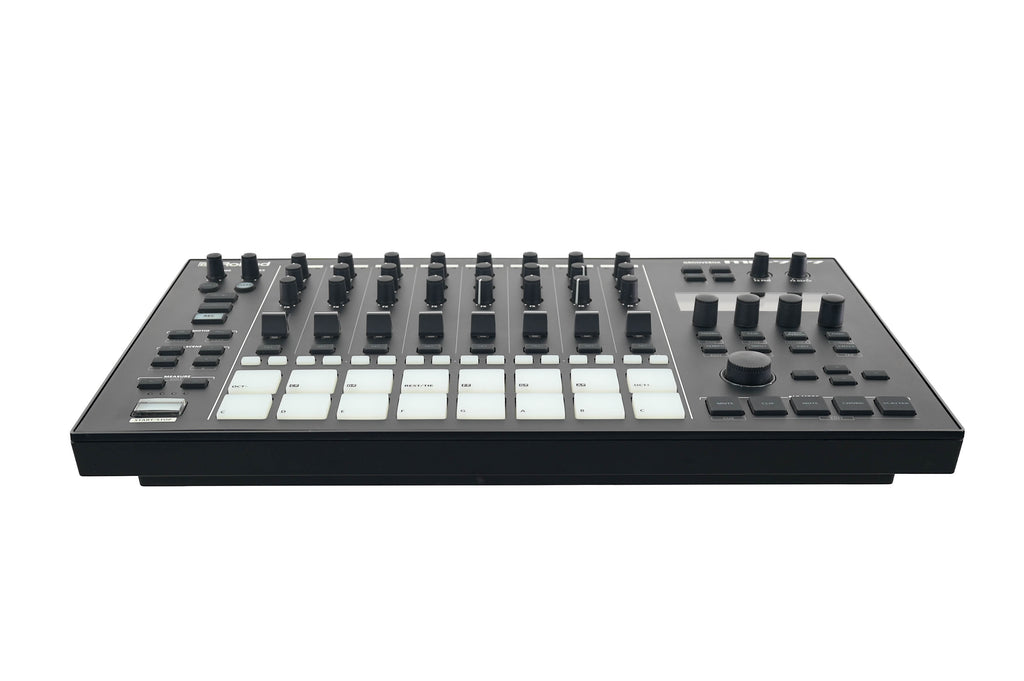 Roland MC-707 (Pre-owned)