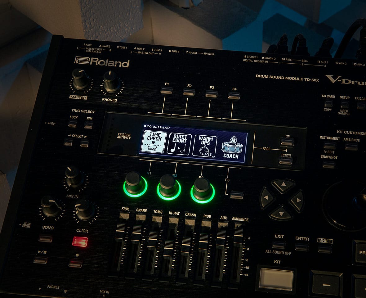 Roland VAD706 Pearl White