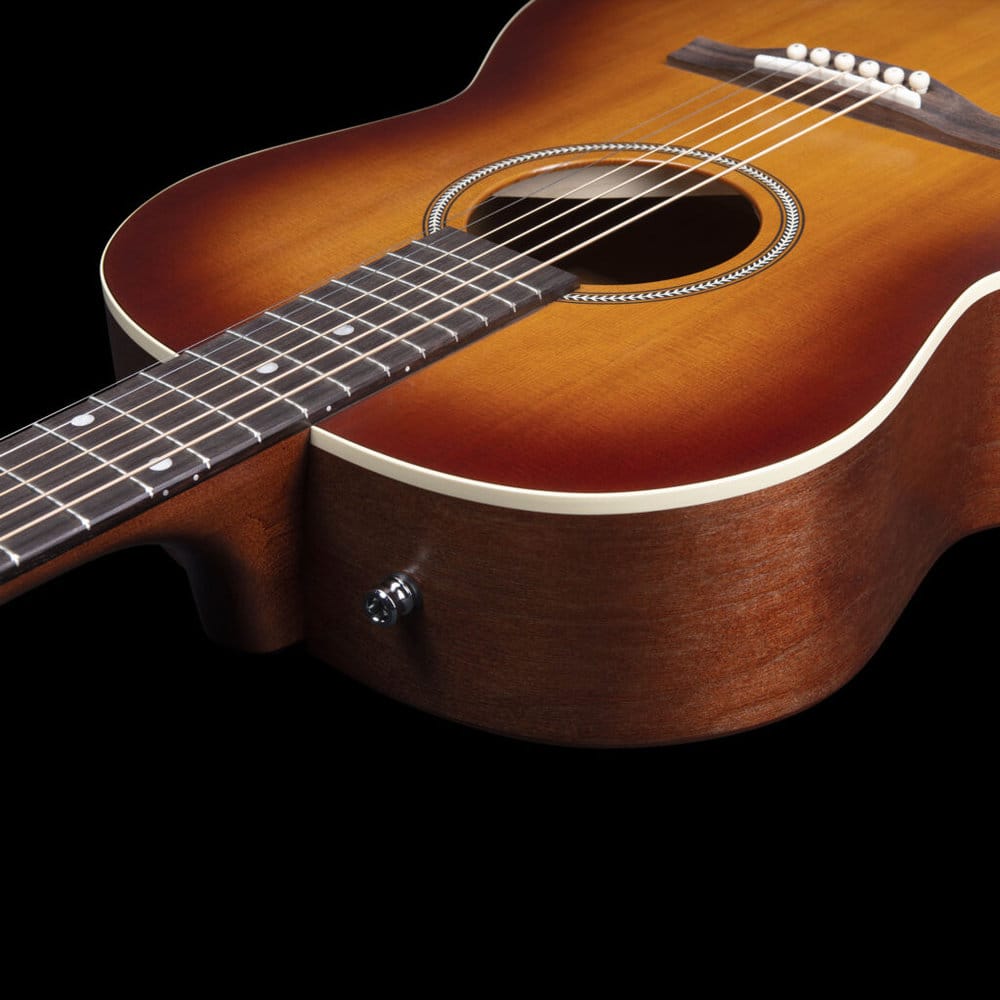 Seagull  Entourage Folk Rustic Burst