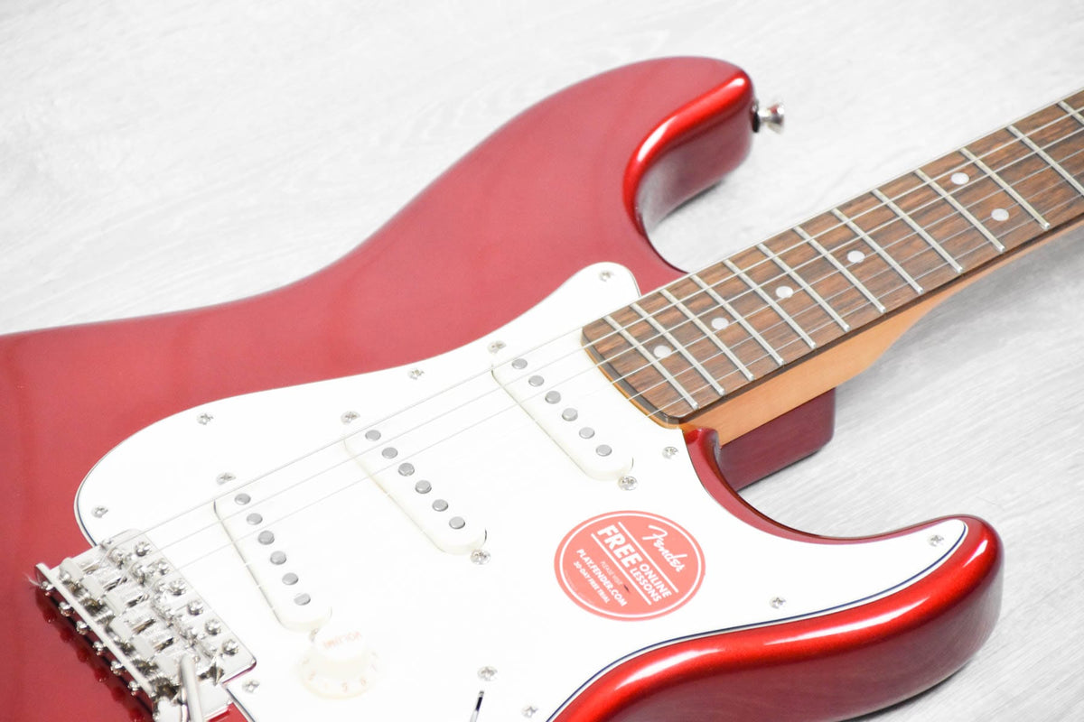 Squier Classic Vibe 60&#39;s stratocaster Candy Apple Red