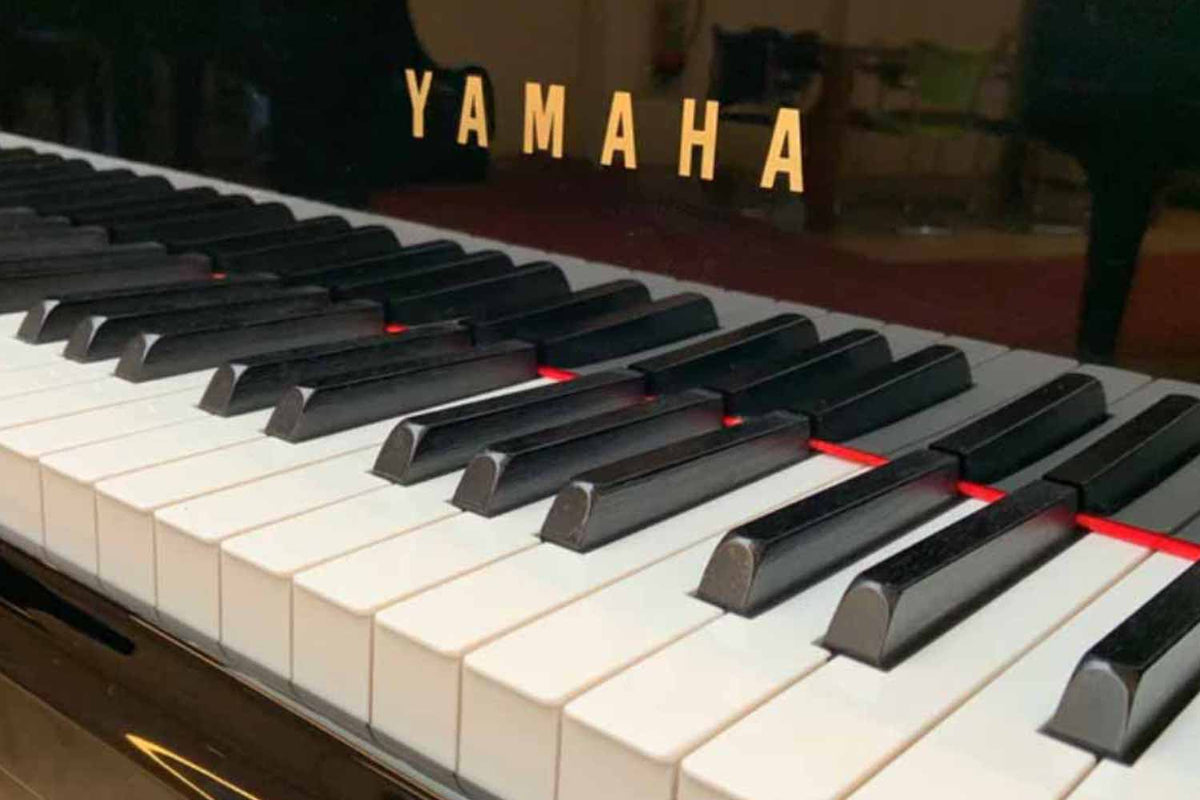 Yamaha C5 Zwart Hoogglans Vleugel