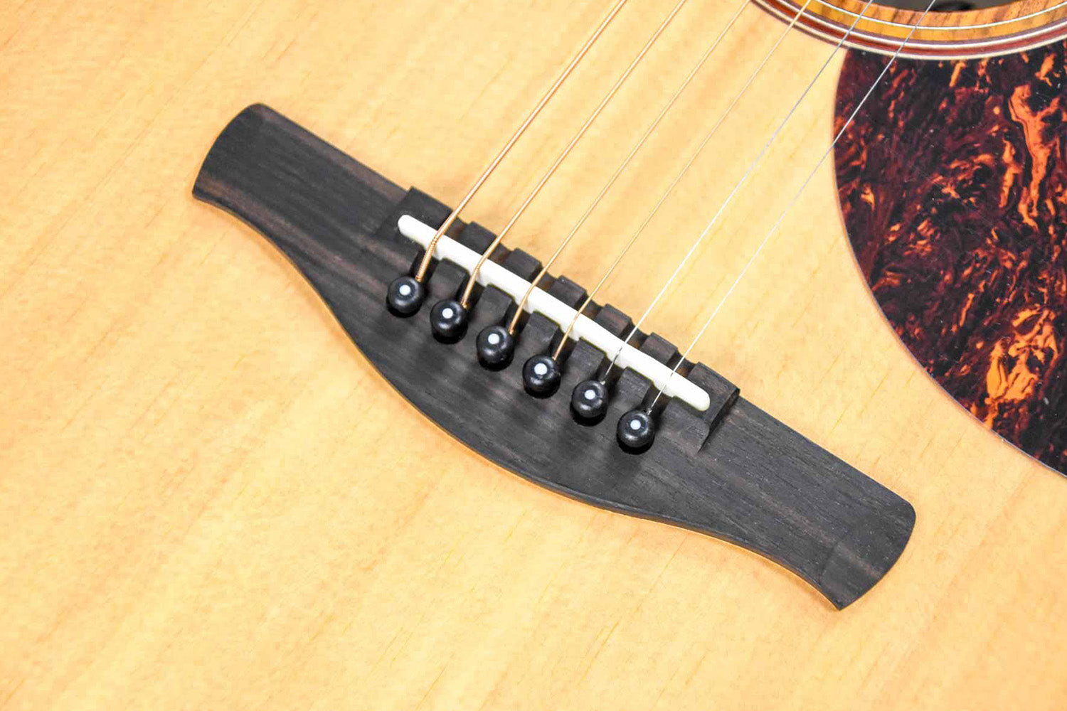Ibanez AAD300CE-LGS Advanced, Natural Low Gloss Semi-Akoestische Western gitaar