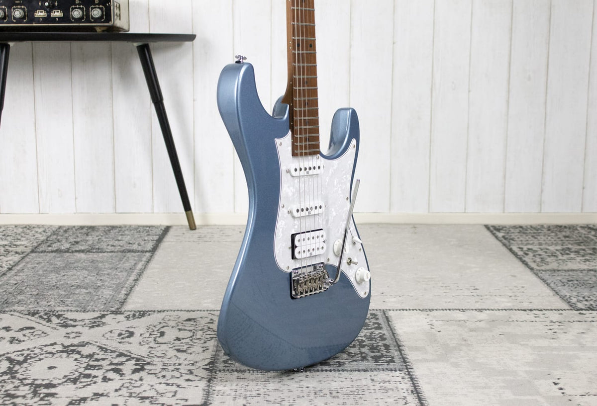 Ibanez AZ2204-ICM Ice Blue Metallic Elektrische gitaar (5461367783588)