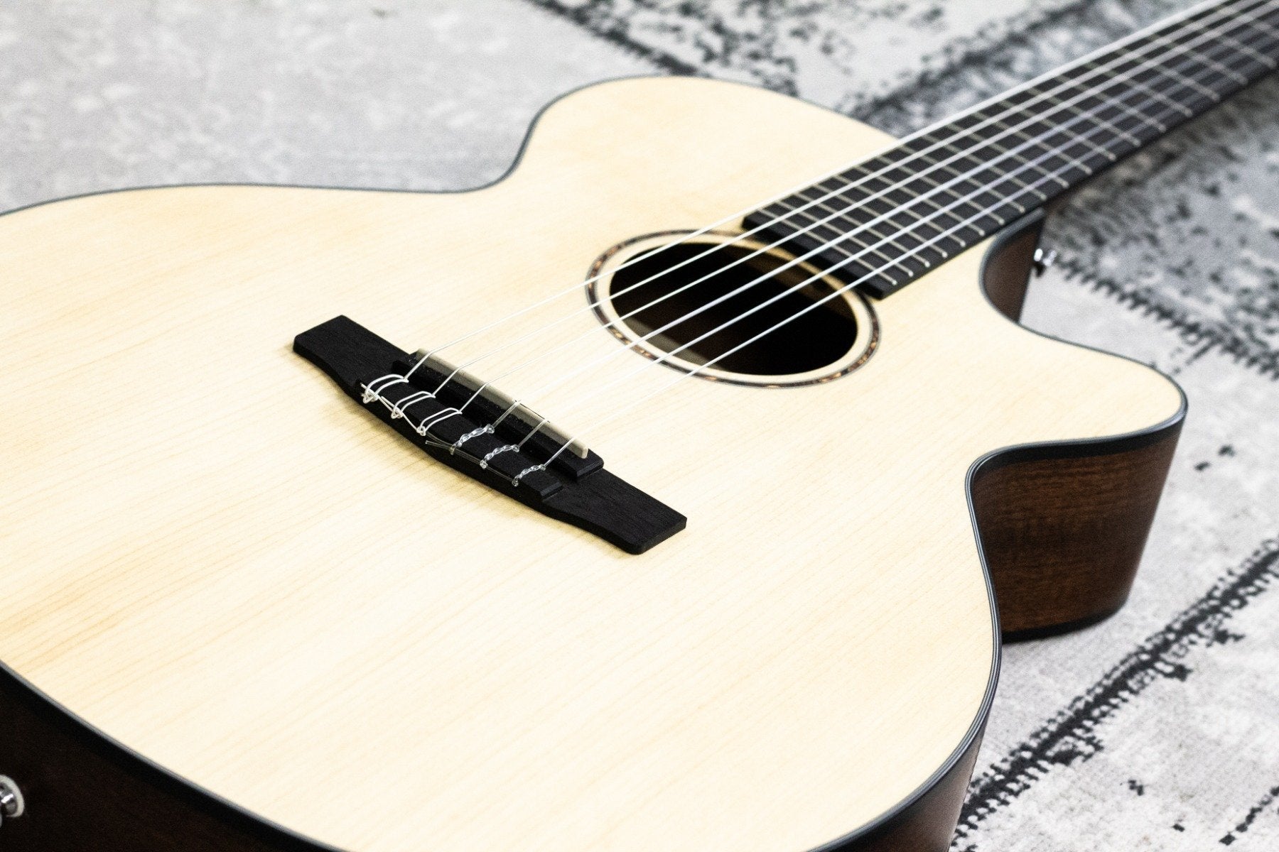 Cort CEC3 semi-akoestisch klassieke gitaar Naturel (5274534117540)
