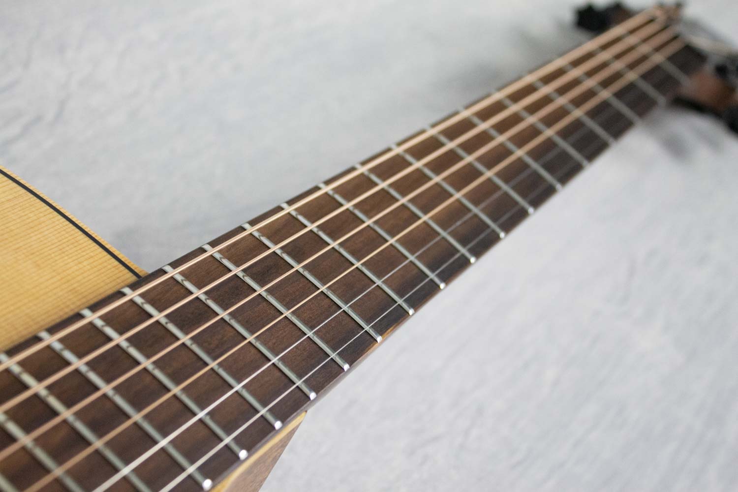 LAG THV10DCE - Hyvibe 10 Smart Guitar (5374443290788)