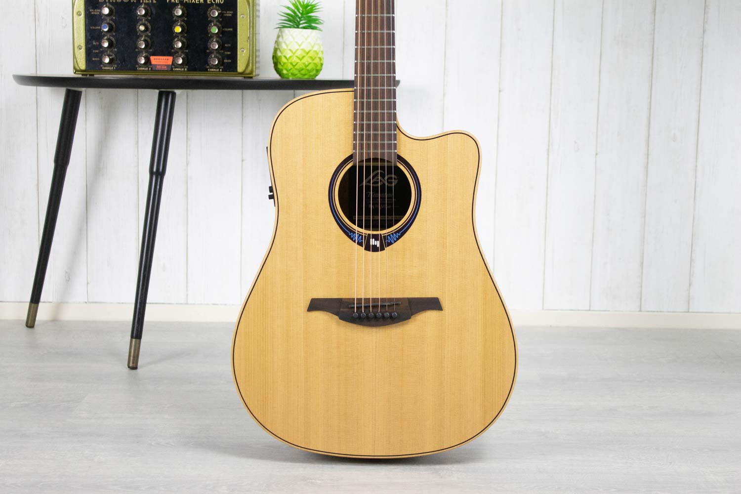 LAG THV10DCE - Hyvibe 10 Smart Guitar (5374443290788)