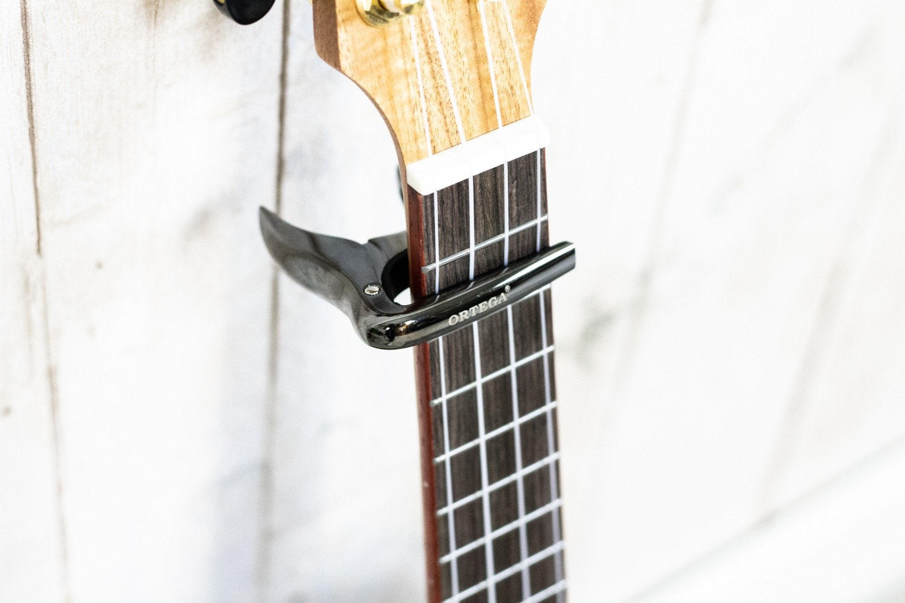 Ortega Ukulele Capo Black Chrome (5386613817508)