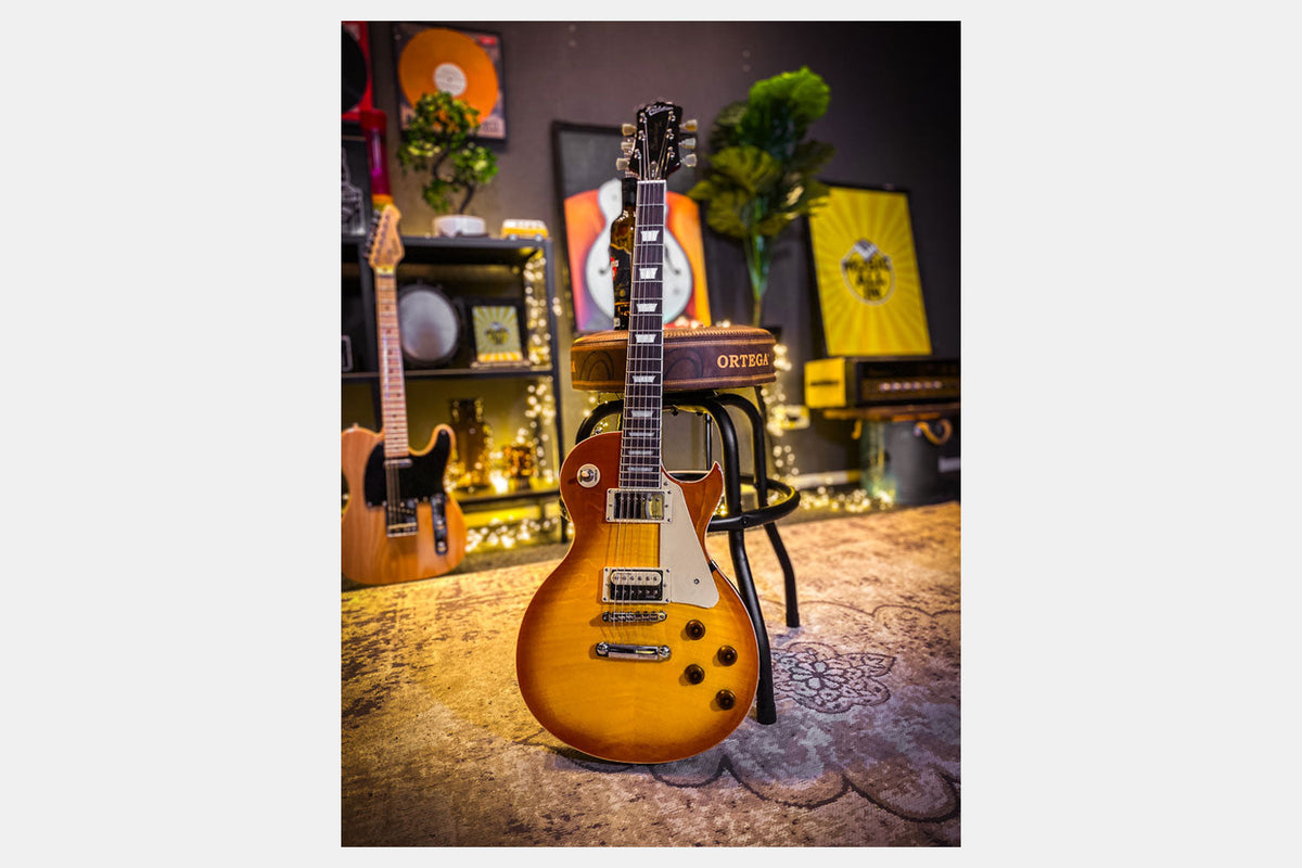 Revelation RTL-59 Honey Sunburst Les Paul Model