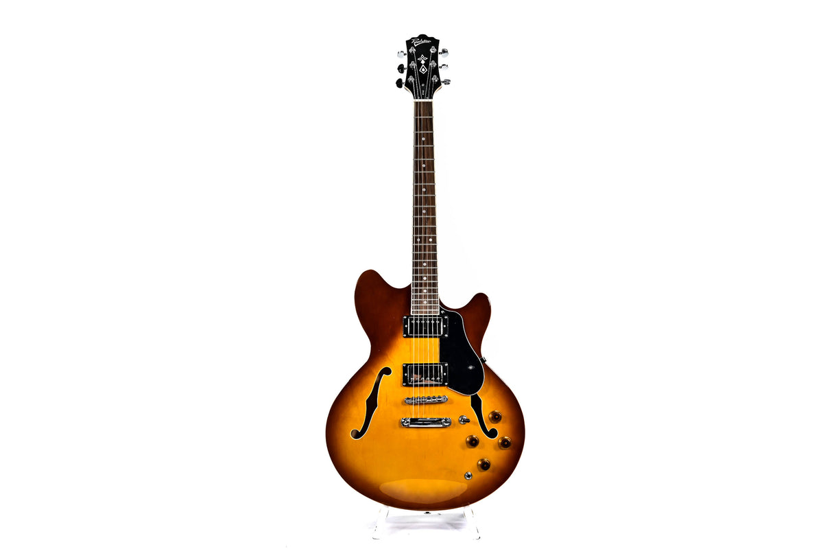 Revelation RT 45 Tobacco Sunburst Jazz Gitaar
