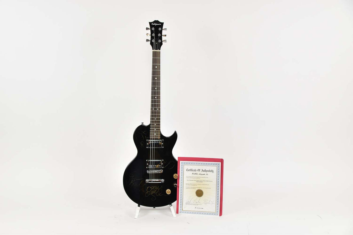 California gitaar - Signature Black Sabbath handtekeningen (incl Ozzy Osbourne).