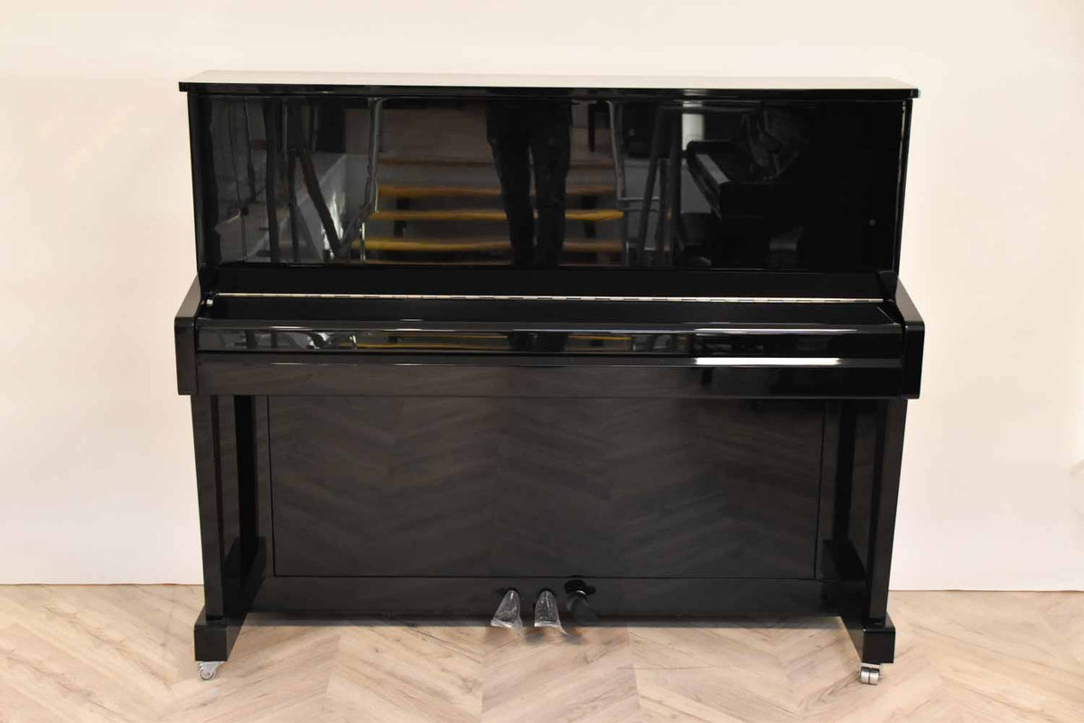 Rippen E-123 Zwart Hoogglans Piano